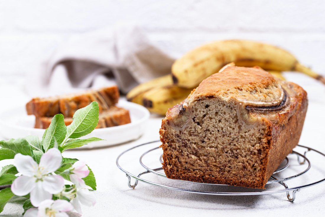 banana bread or loaf cake AC HZ